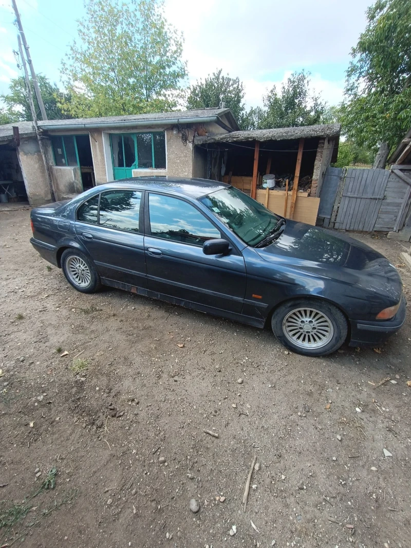 BMW 520, снимка 3 - Автомобили и джипове - 52817161