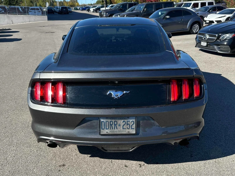 Ford Mustang ECO BOOST * * CARFAX * * АВТО КРЕДИТ * * , снимка 5 - Автомобили и джипове - 52345796