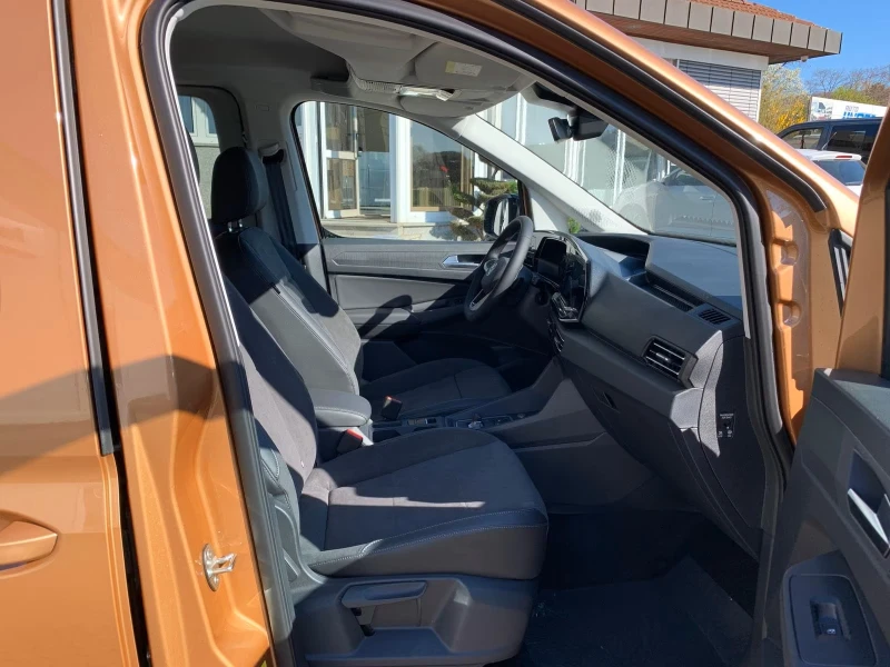 VW Caddy 7 места, снимка 10 - Автомобили и джипове - 52943821