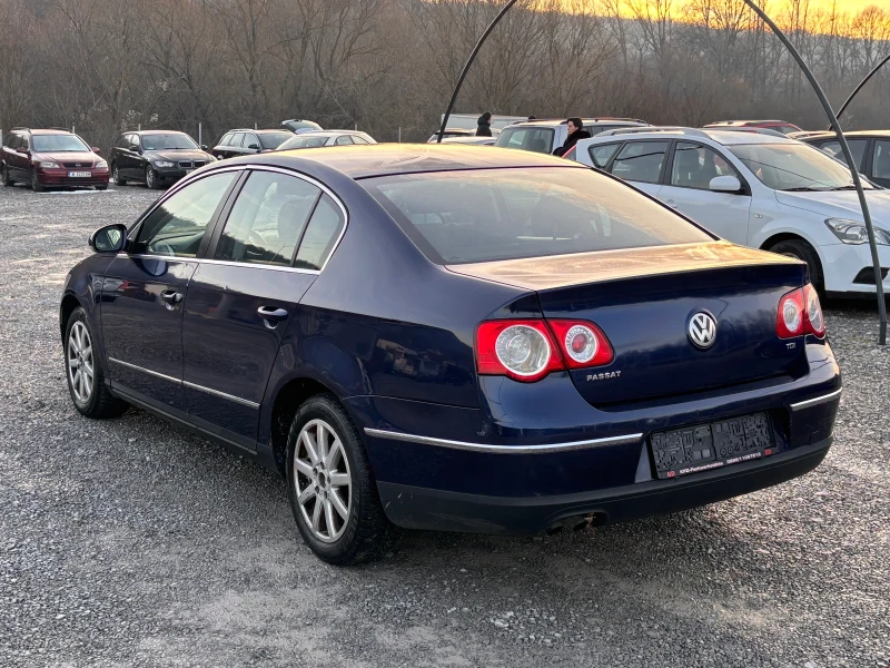 VW Passat 1.9 TDI, снимка 4 - Автомобили и джипове - 53102228