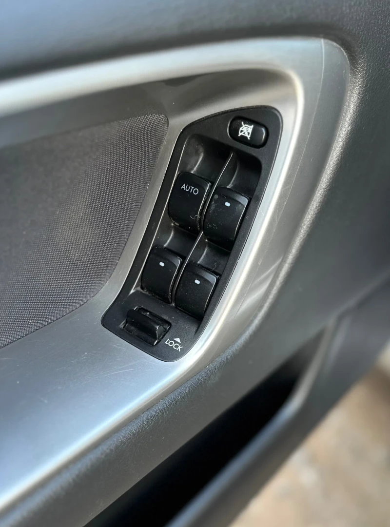 Subaru Legacy * FULL* TOP* НОВ ВНОС* , снимка 13 - Автомобили и джипове - 53585959