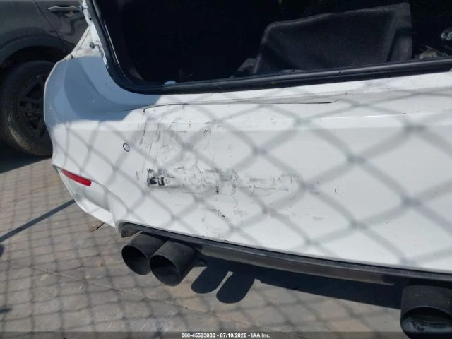 BMW M4 DCT* HARMAN KARDON* КОЖА* ПОДГРЕВ* ШИБИДАХ* , снимка 6 - Автомобили и джипове - 55824963