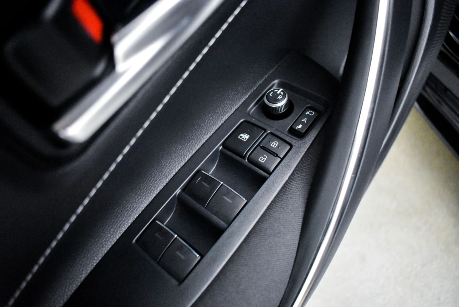 Toyota Corolla 2.0 HYBRID TEAM DEUTSCHLAND Limited edition  | Mobile.bg   14