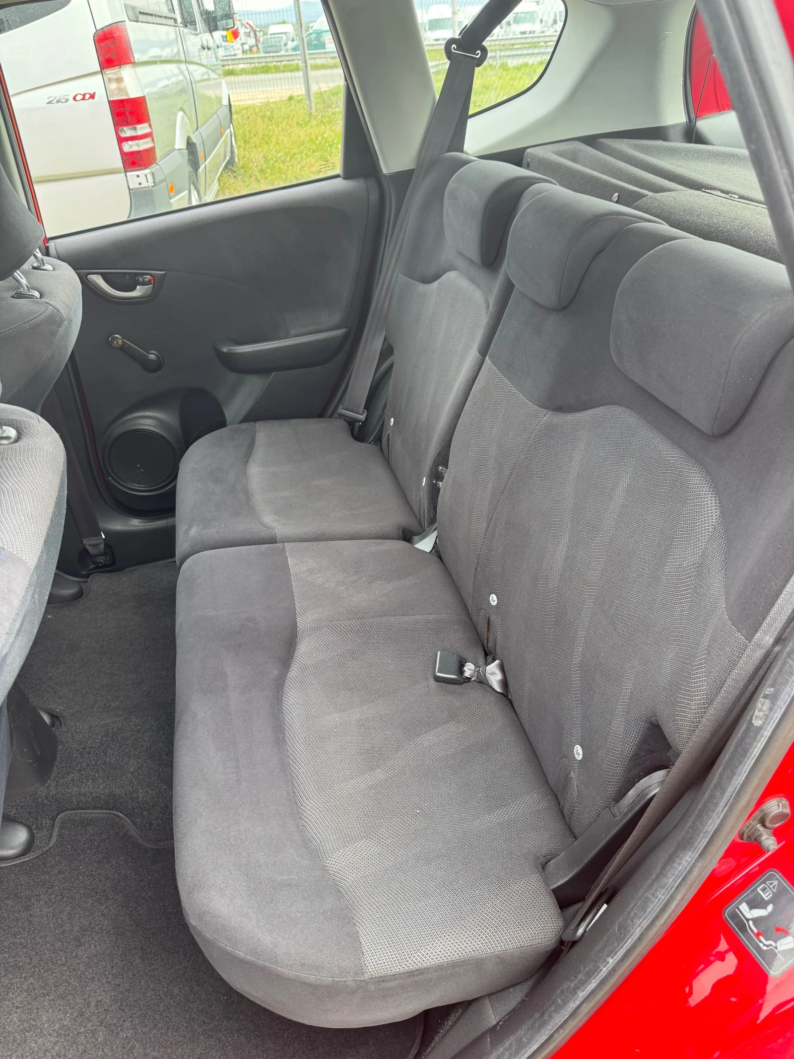 Honda Jazz  - изображение 10