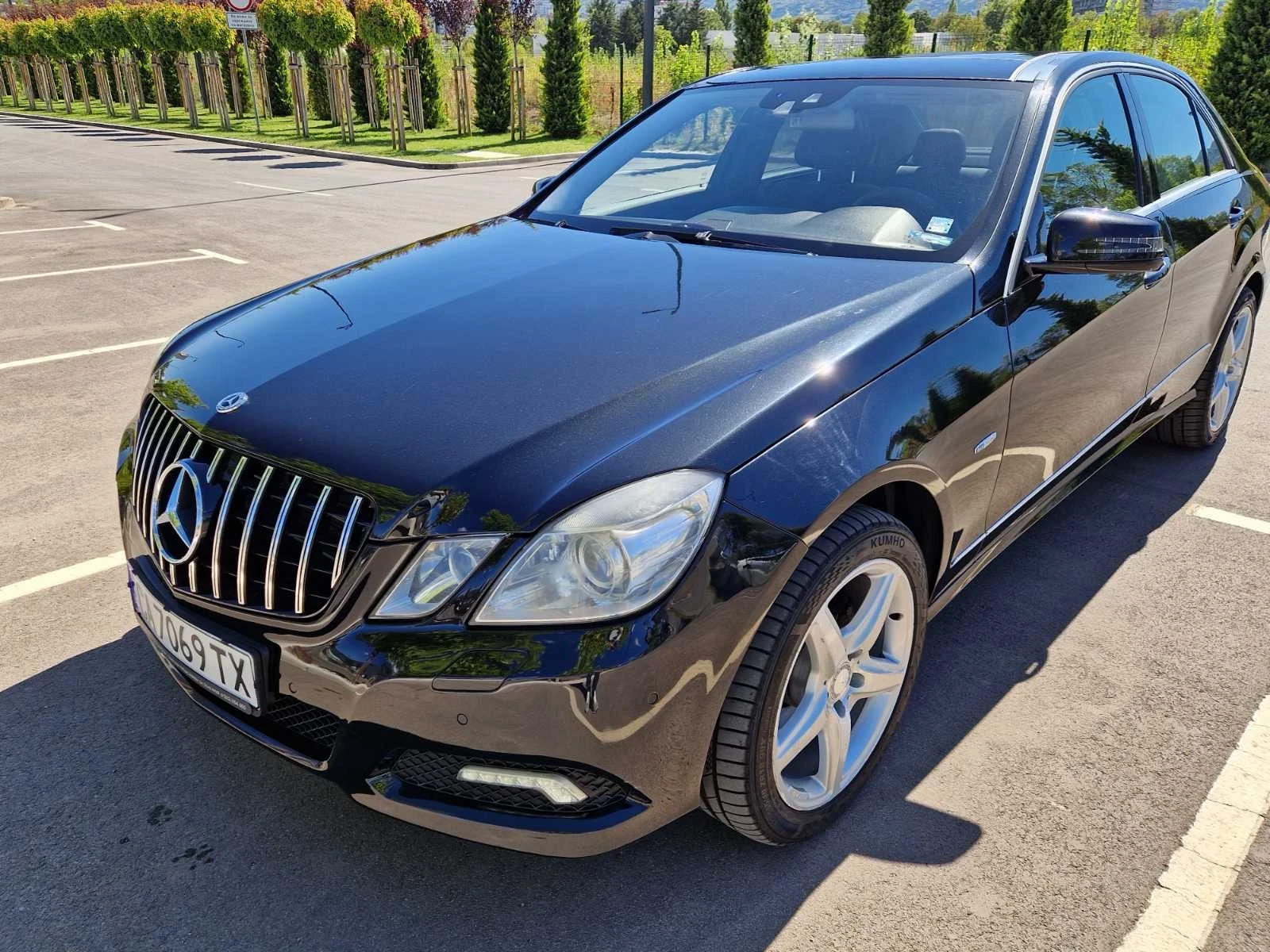 Mercedes-Benz E 350, снимка 3 - Автомобили и джипове - 53842036