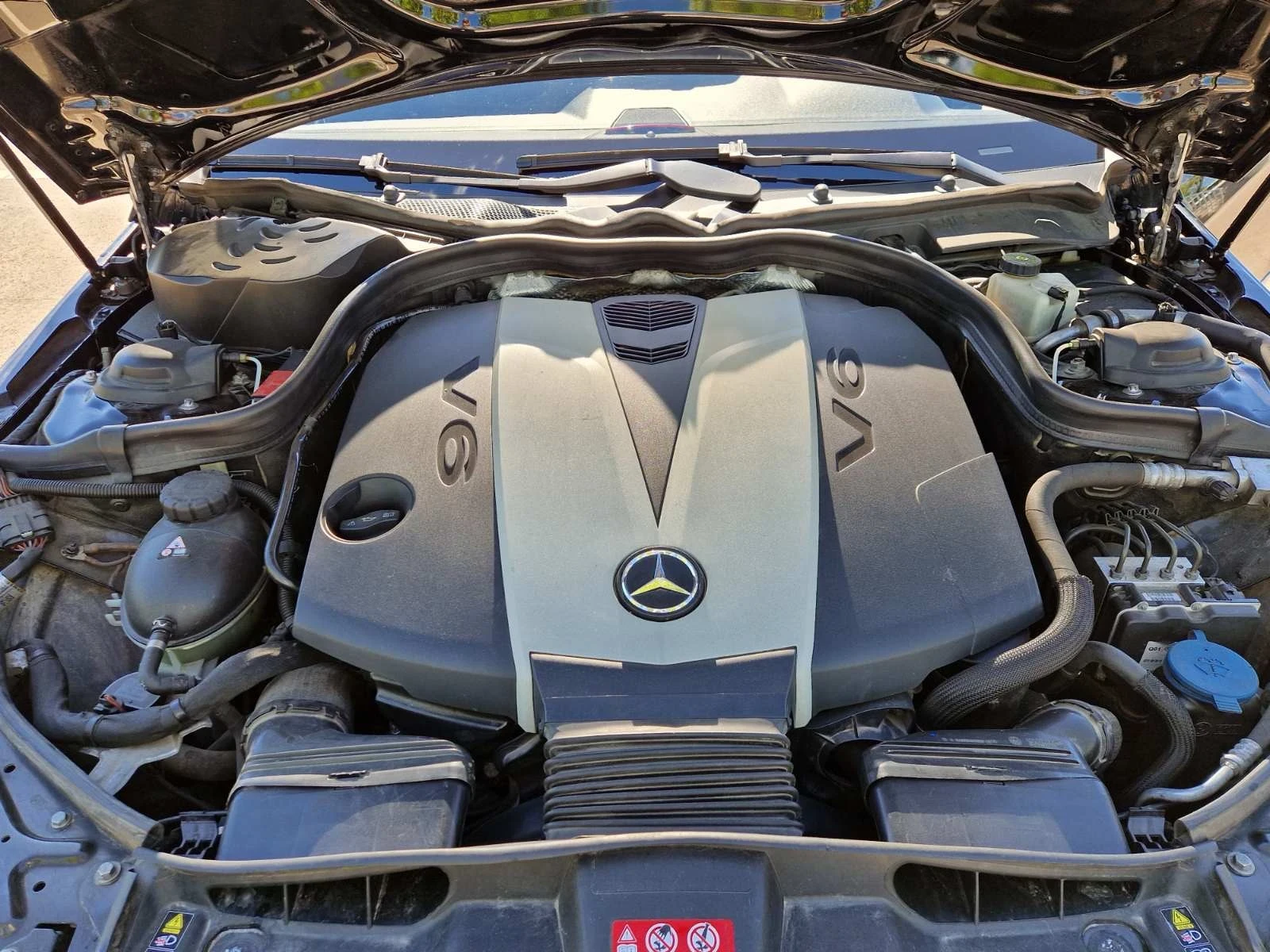 Mercedes-Benz E 350, снимка 12 - Автомобили и джипове - 53842036