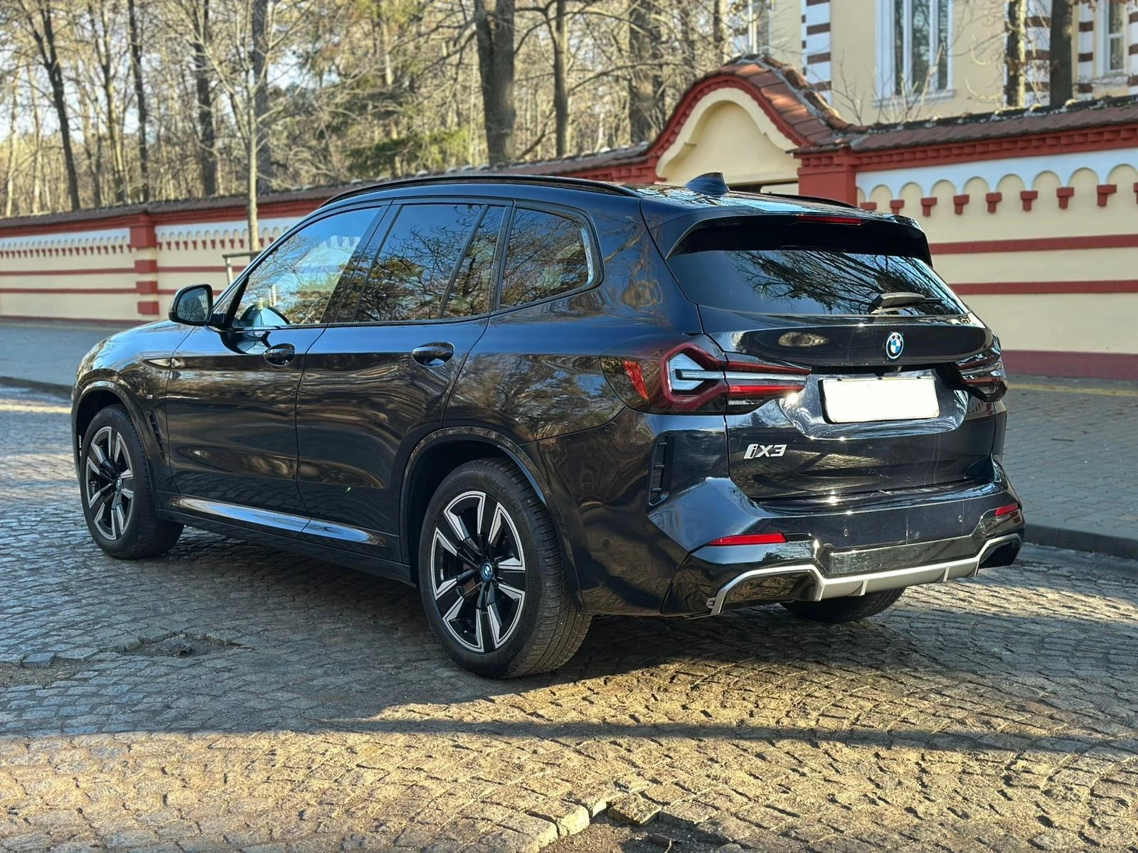 BMW iX3 M Sport  - изображение 3