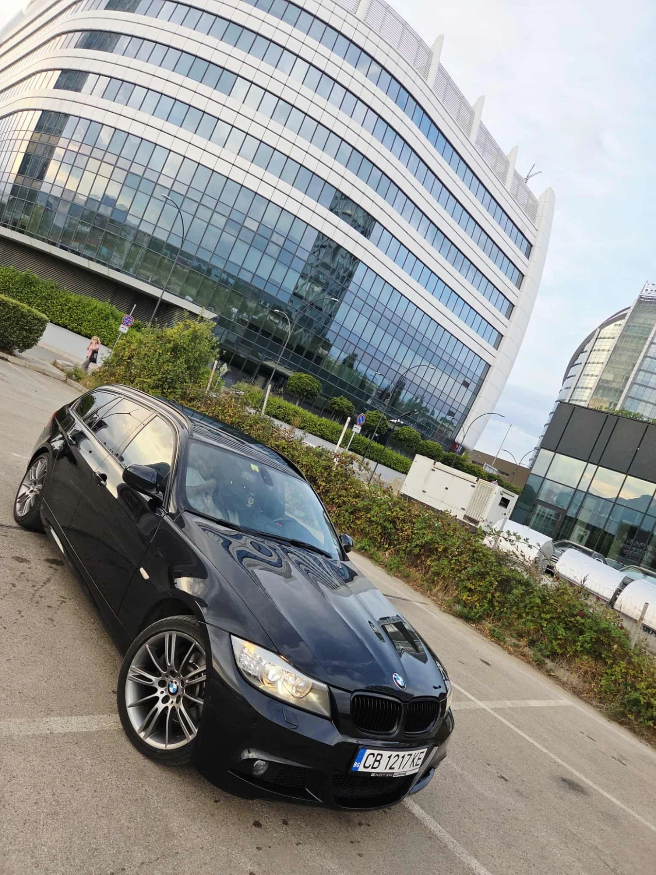 BMW 330, снимка 2 - Автомобили и джипове - 54011103