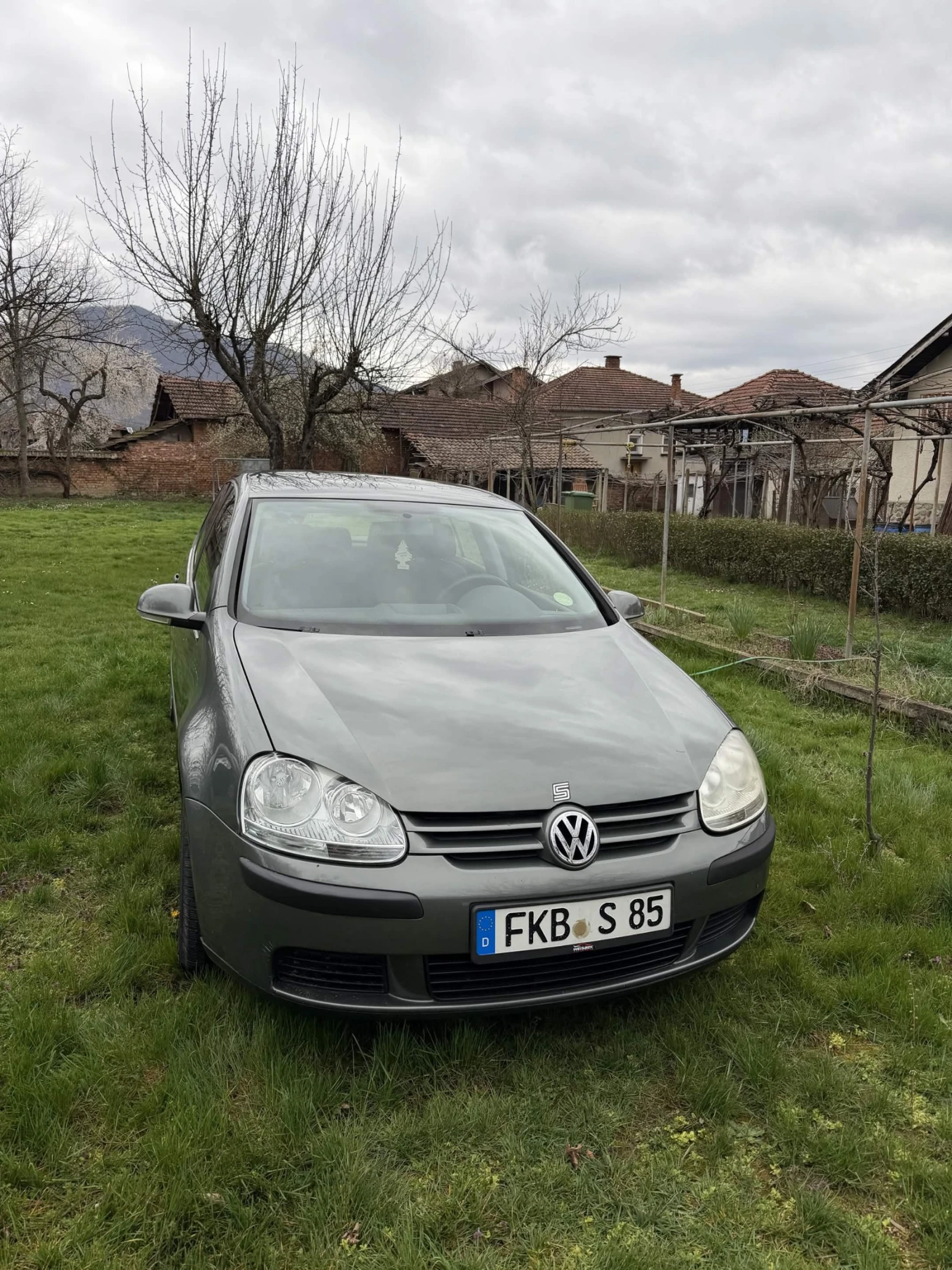 VW Golf V 1.4FSI 90кс