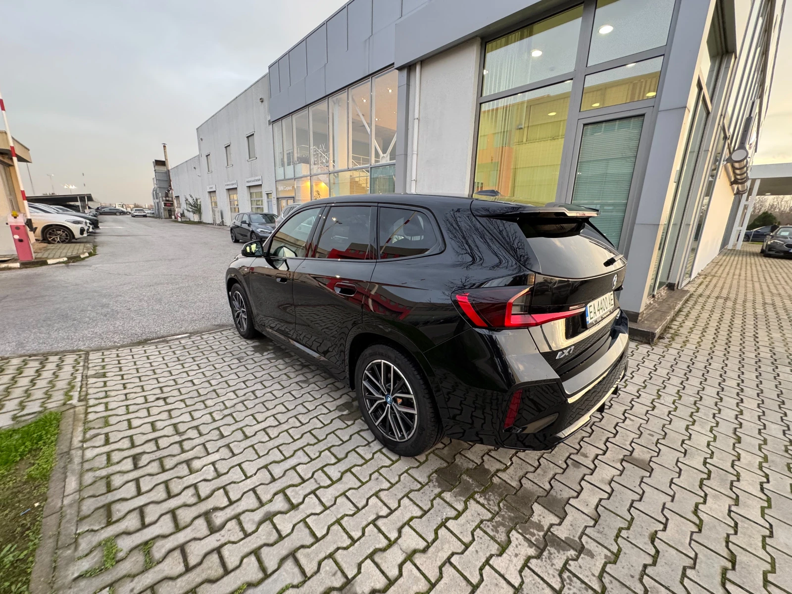 BMW iX1 xDrive30 | Mobile.bg � ����������� 7