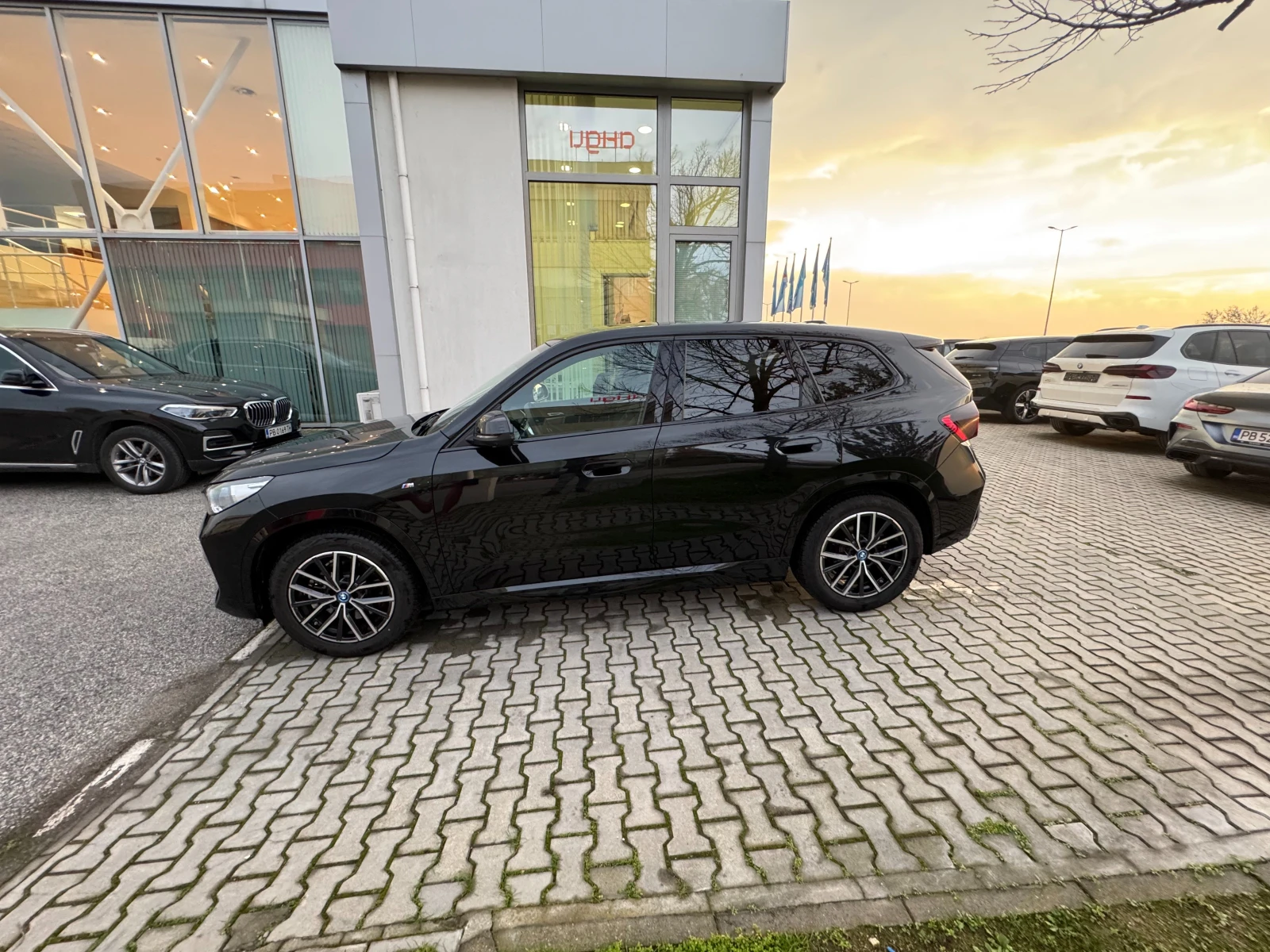 BMW iX1 xDrive30 | Mobile.bg � ����������� 8
