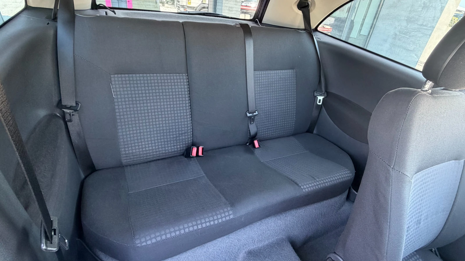 Opel Corsa 1.2 TWINPORT, снимка 11 - Автомобили и джипове - 54515545