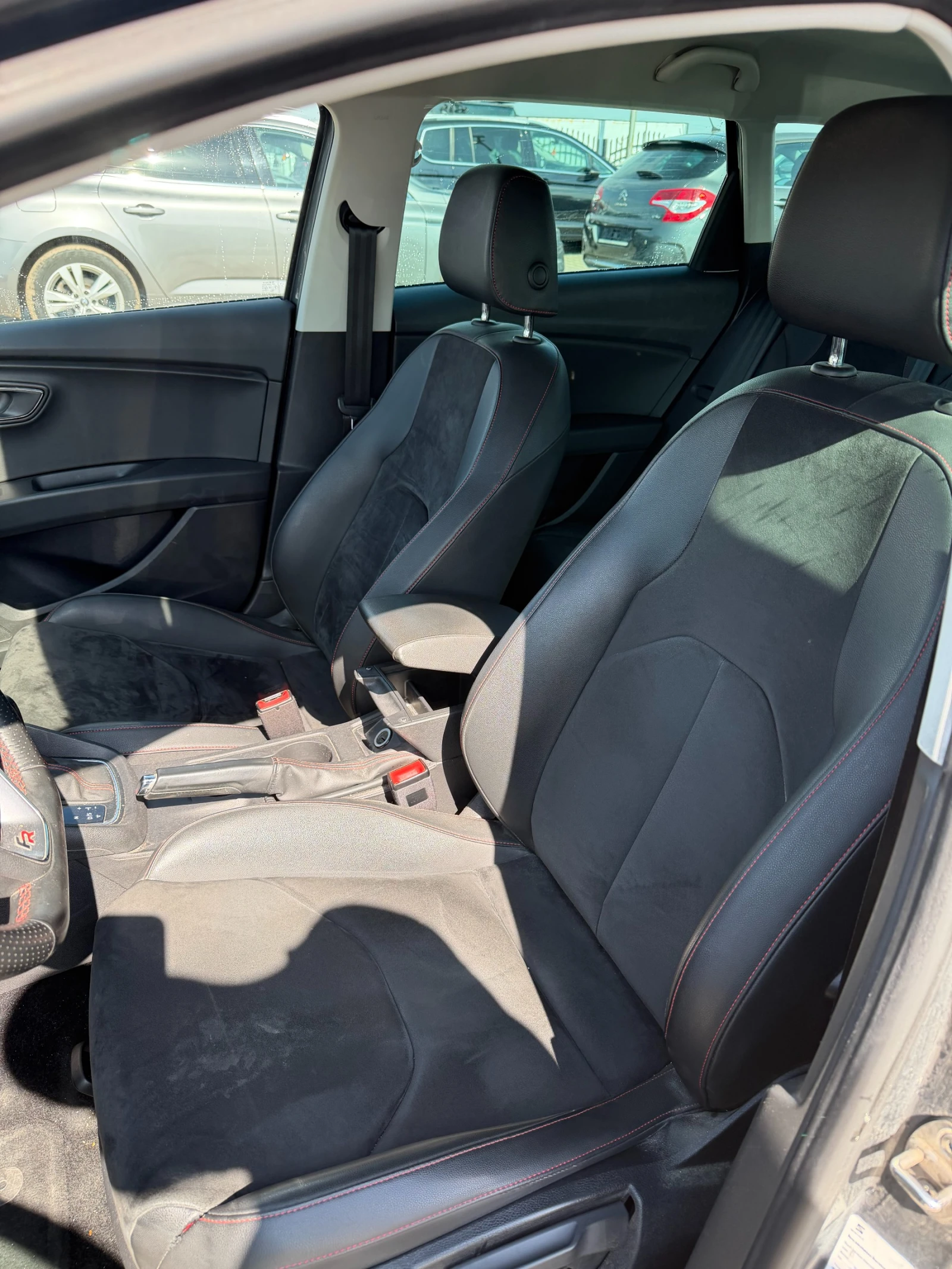 Seat Leon FR 2.0TDI AVTOMAT/NAVI/KAMERA EURO 6 , снимка 12 - Автомобили и джипове - 54737015