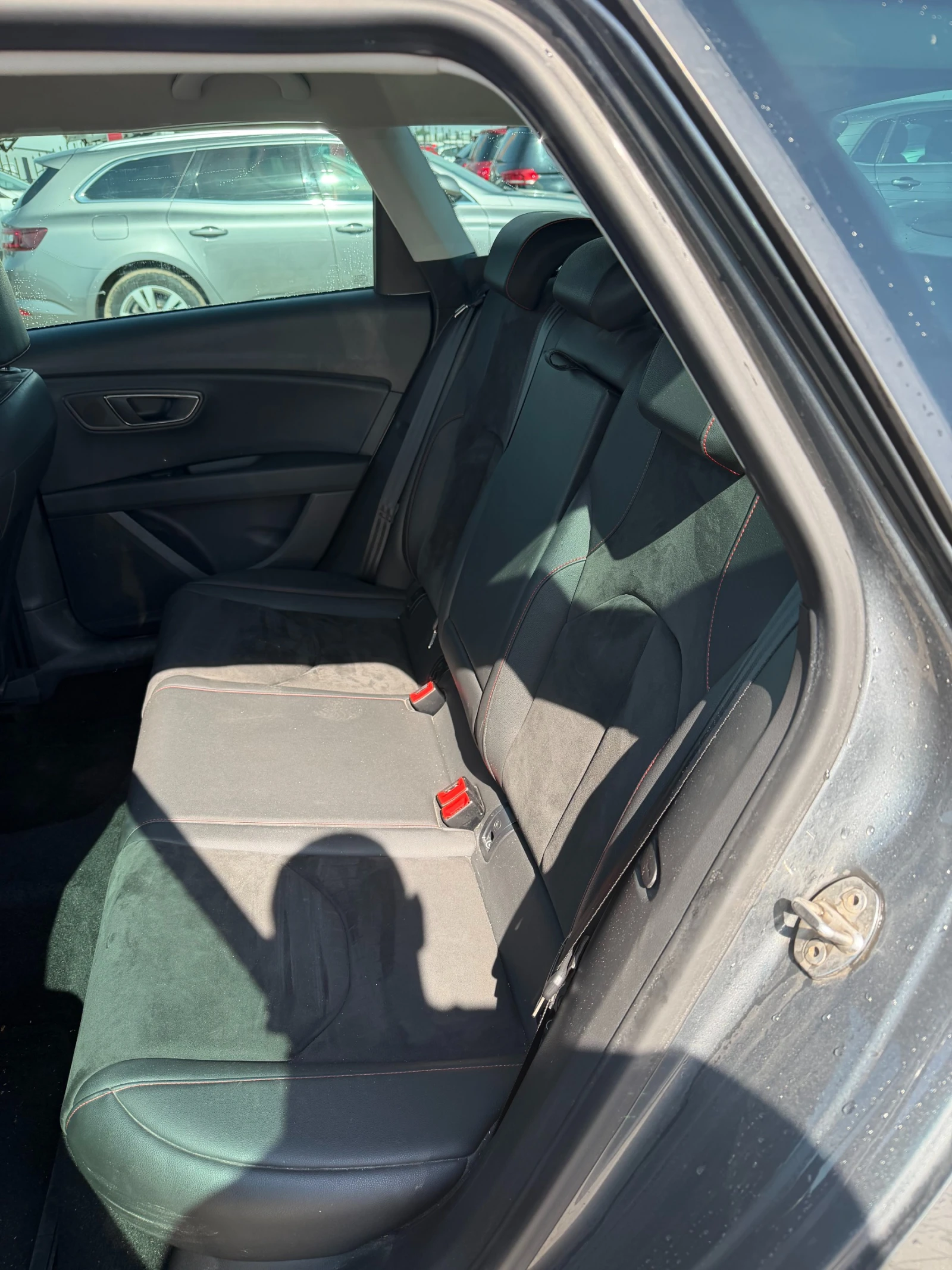 Seat Leon FR 2.0TDI AVTOMAT/NAVI/KAMERA EURO 6 , снимка 10 - Автомобили и джипове - 54737015
