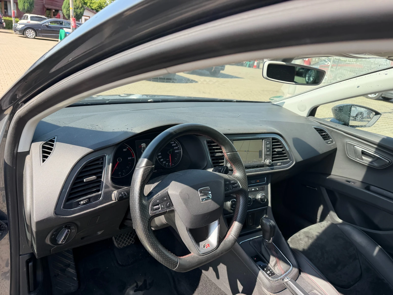 Seat Leon FR 2.0TDI AVTOMAT/NAVI/KAMERA EURO 6 , снимка 13 - Автомобили и джипове - 54737015