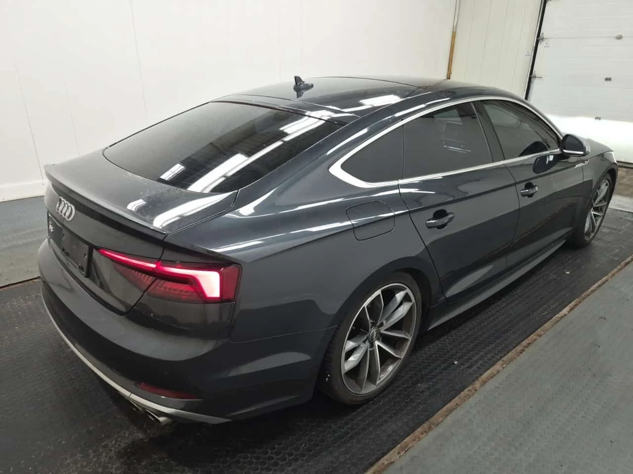 Audi S5 * TECHNIK * CARFAX * ЧЕРВЕН САЛОН * АВТОКРЕДИТ * , снимка 3 - Автомобили и джипове - 54914852