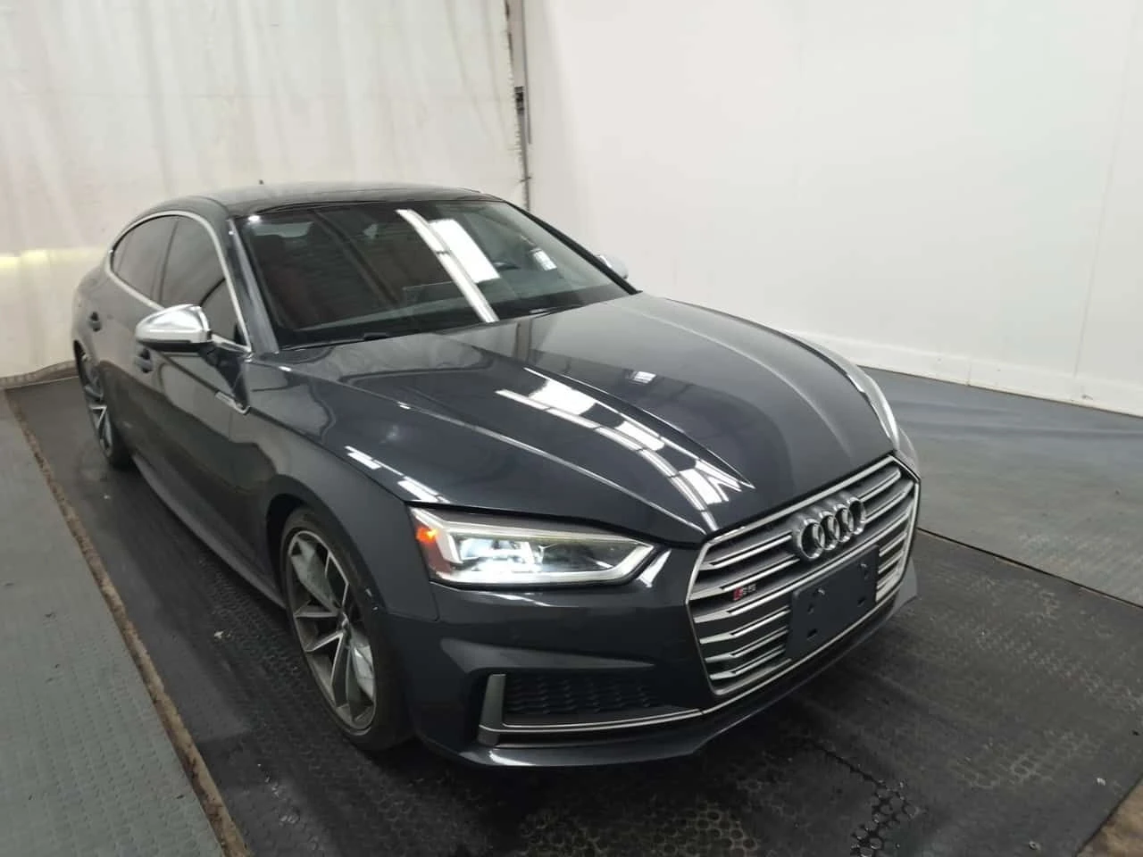 Audi S5 * TECHNIK * CARFAX * ЧЕРВЕН САЛОН * АВТОКРЕДИТ * , снимка 2 - Автомобили и джипове - 54914852