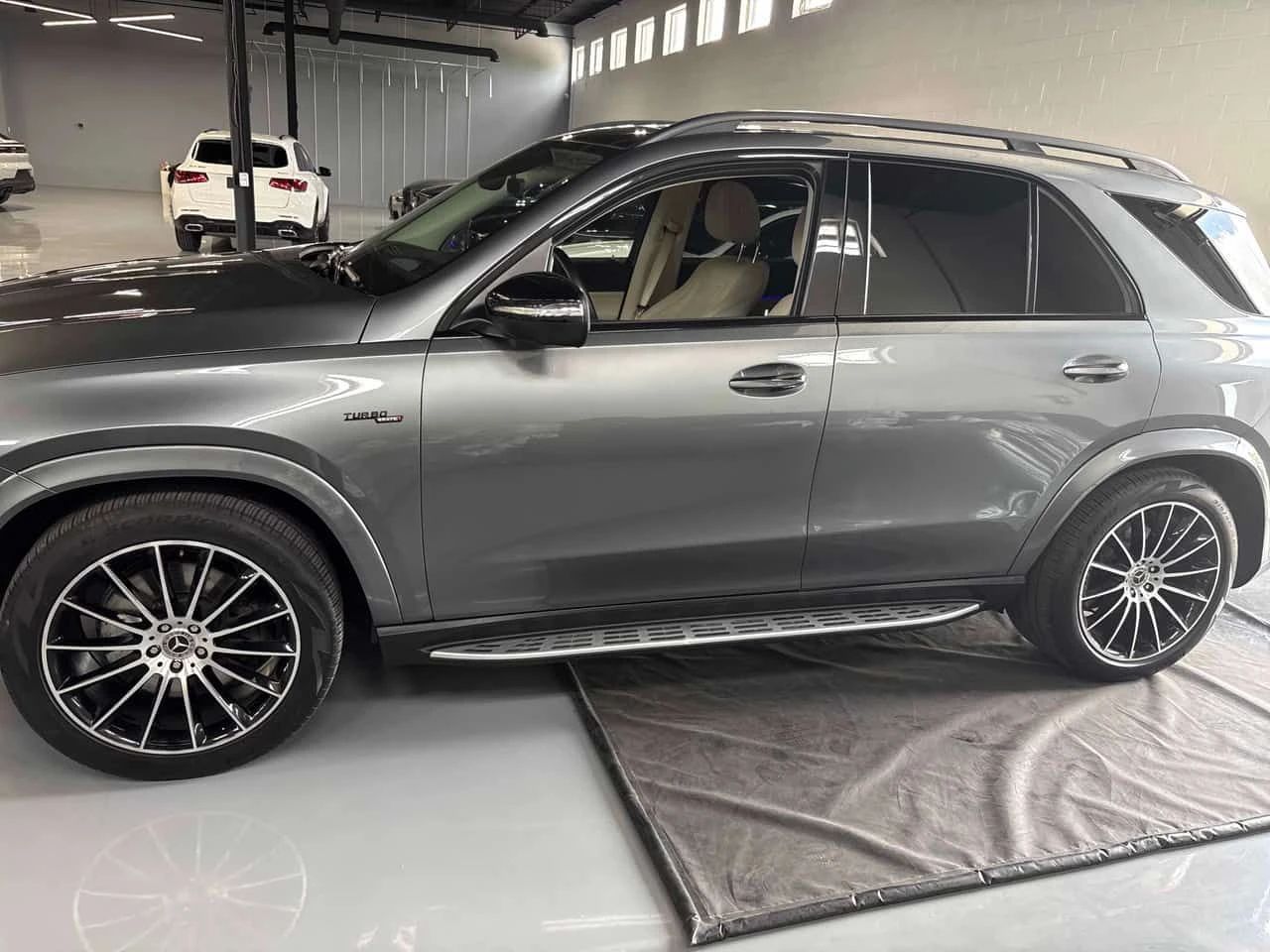 Mercedes-Benz GLE 450 CARFAX GLE 53 PACK, снимка 2 - Автомобили и джипове - 54955199