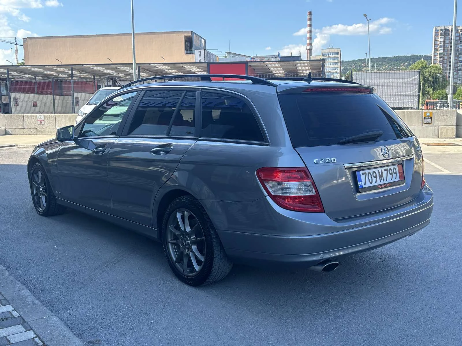 Mercedes-Benz C 220 Автомат, снимка 6 - Автомобили и джипове - 55053529