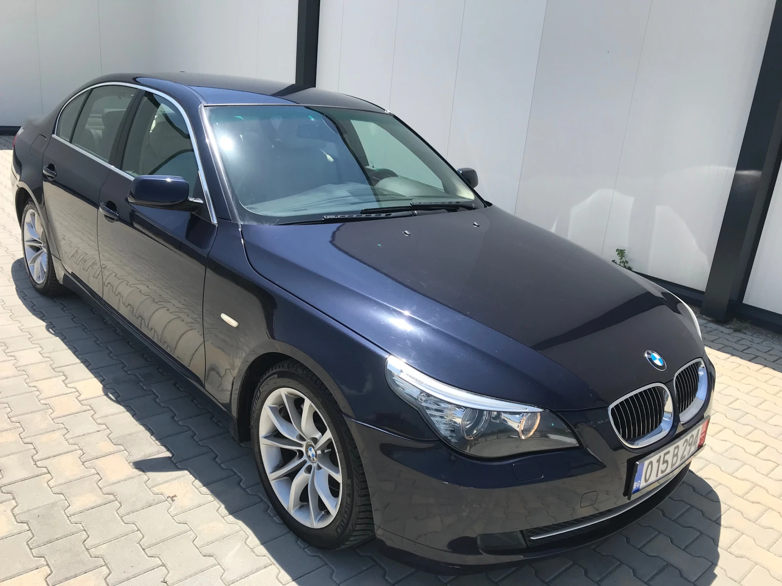 BMW 530 3.0 197 FACELIFT, снимка 3 - Автомобили и джипове - 55088855