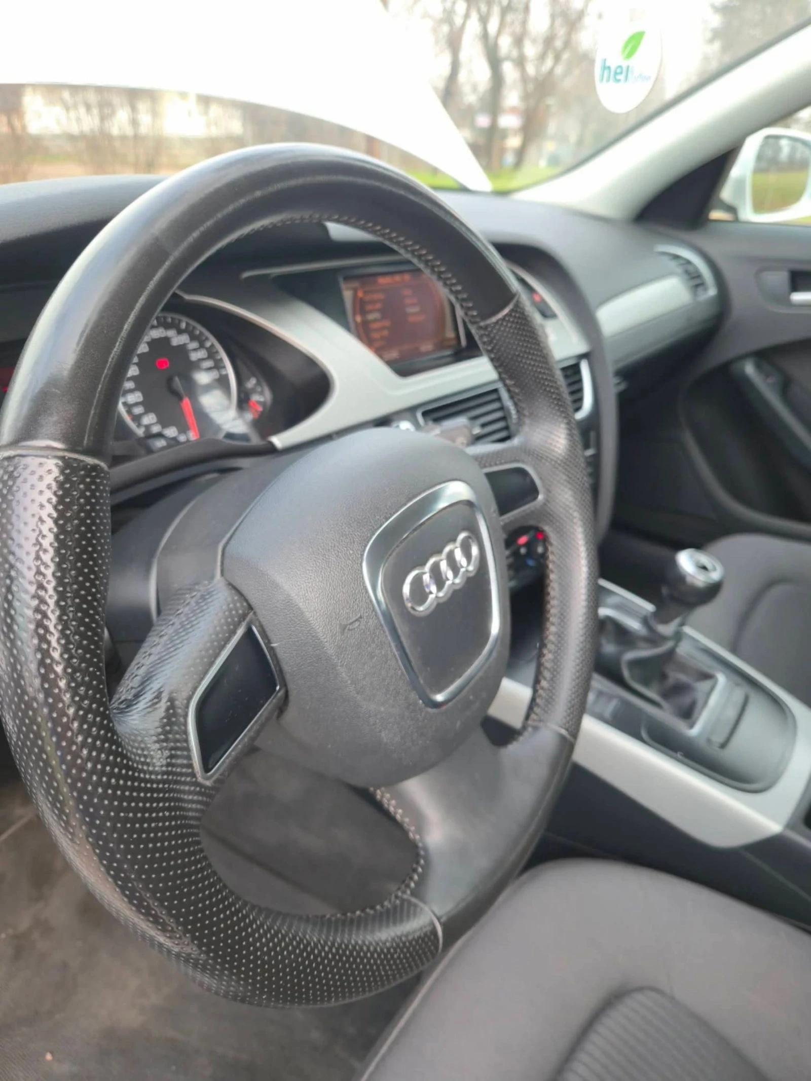 Audi A4 1.8TFSI , снимка 9 - Автомобили и джипове - 55405264