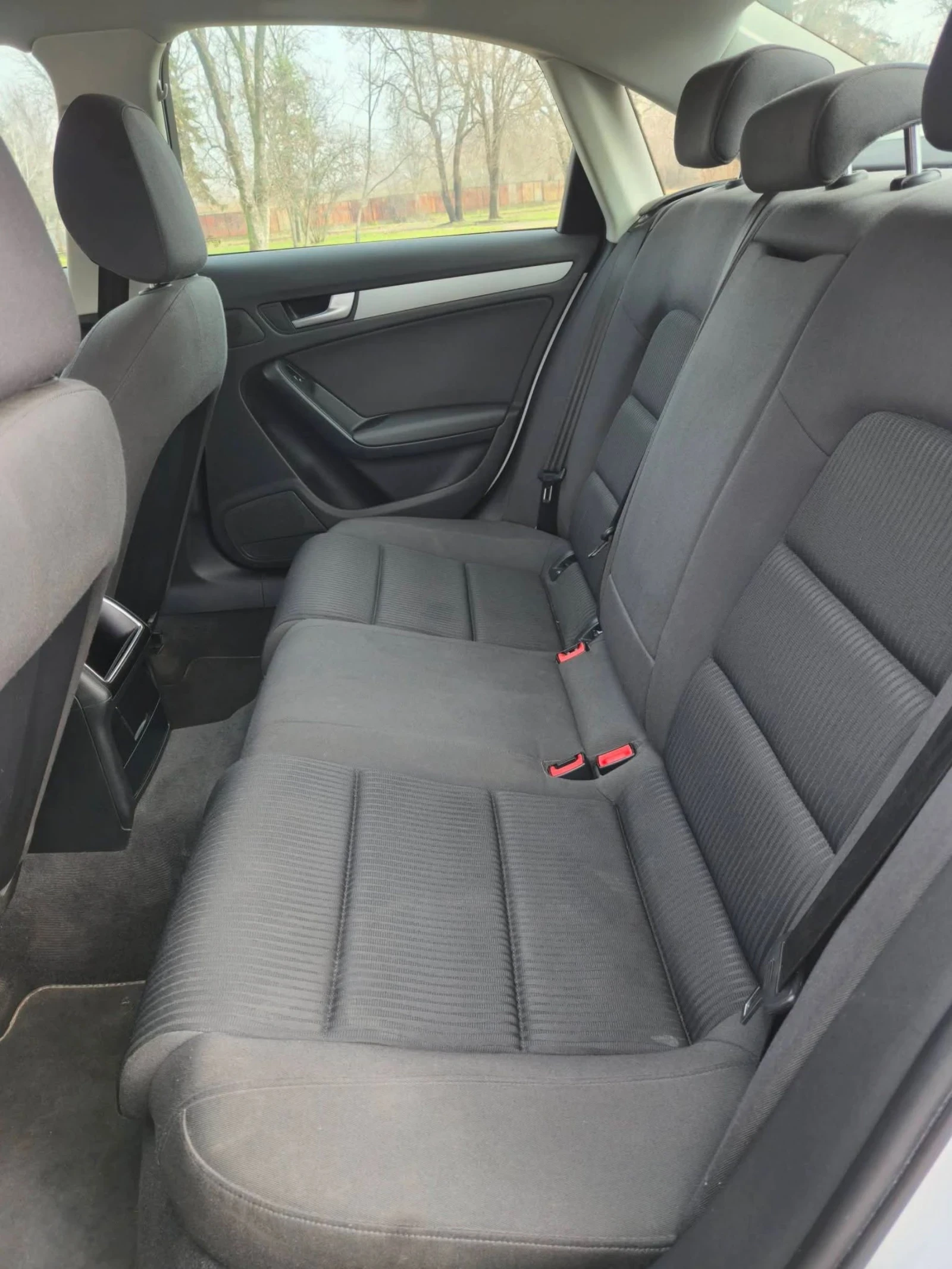 Audi A4 1.8TFSI , снимка 11 - Автомобили и джипове - 55405264