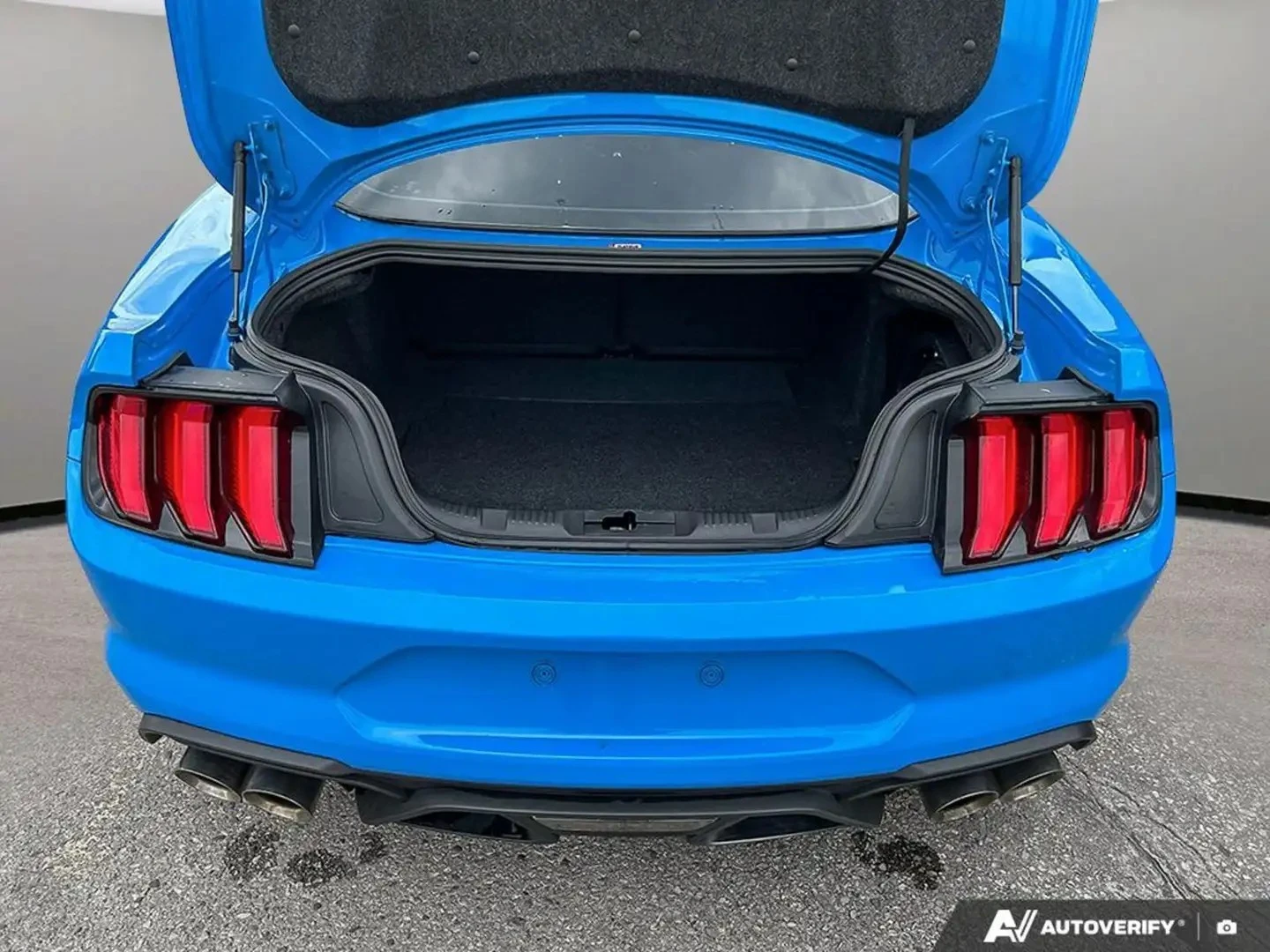 Ford Mustang Fastback Mach 1* 10speed* Recaro, снимка 10 - Автомобили и джипове - 55750519