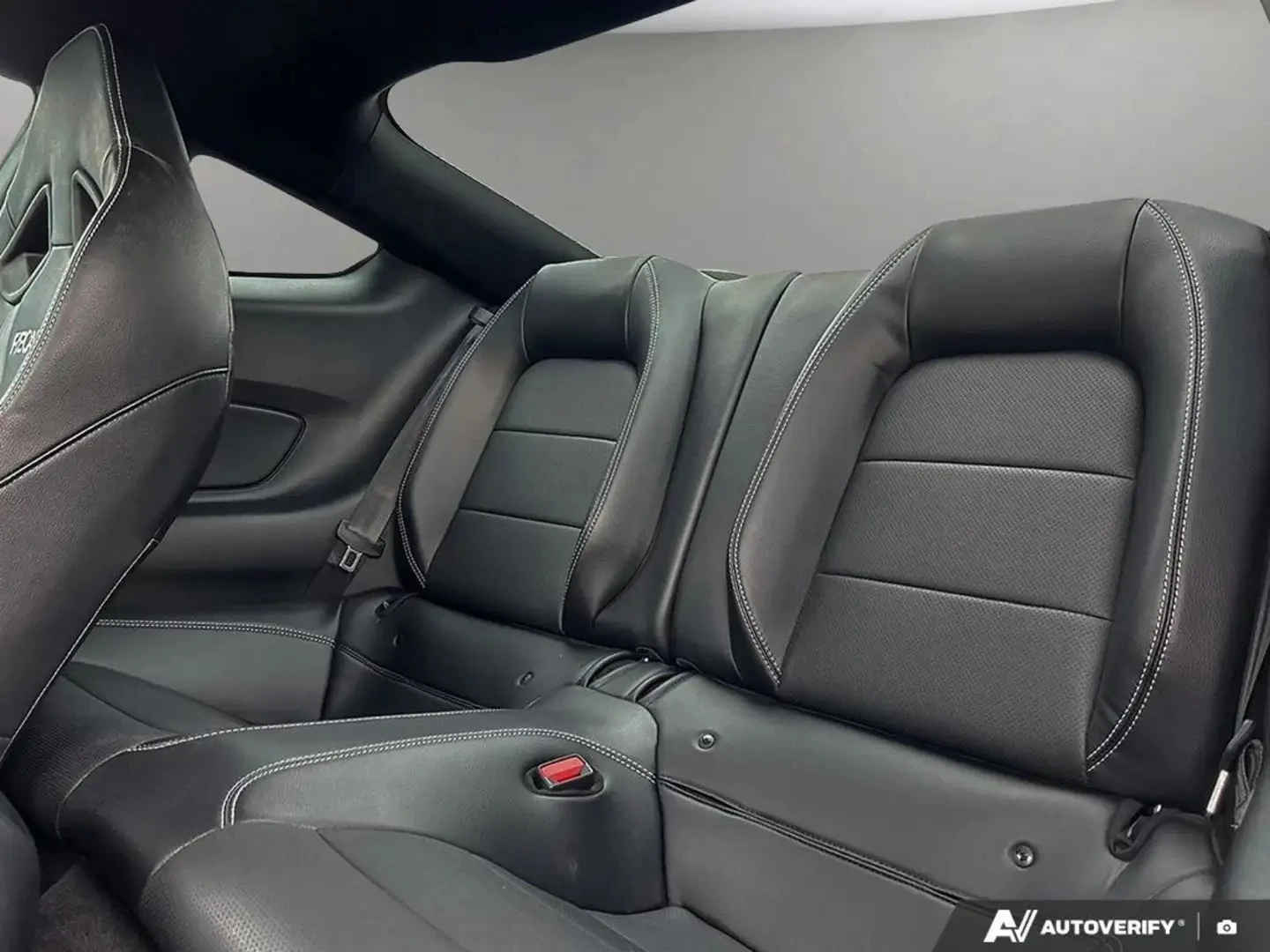 Ford Mustang Fastback Mach 1* 10speed* Recaro, снимка 17 - Автомобили и джипове - 55750519