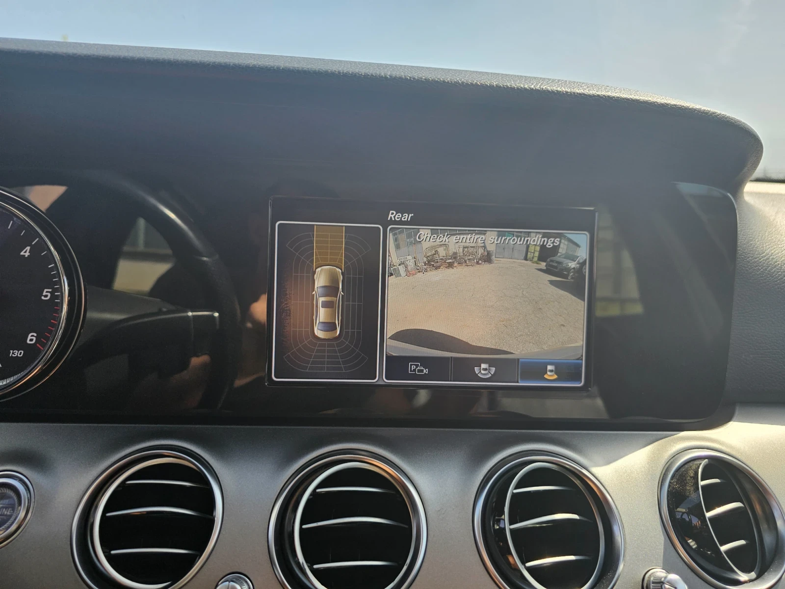Mercedes-Benz E 200, снимка 12 - Автомобили и джипове - 55855284