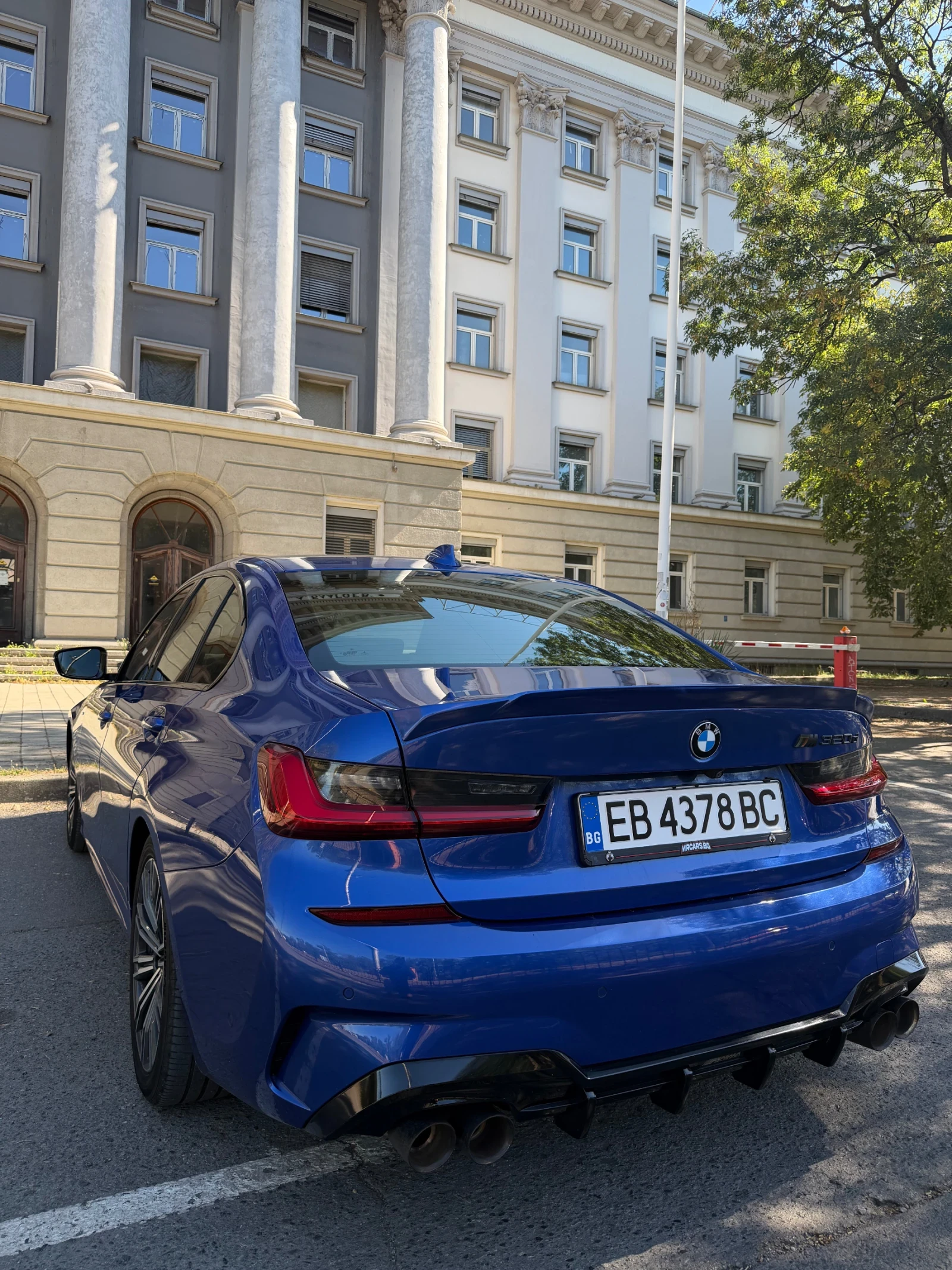 BMW 320, снимка 12 - Автомобили и джипове - 55887798