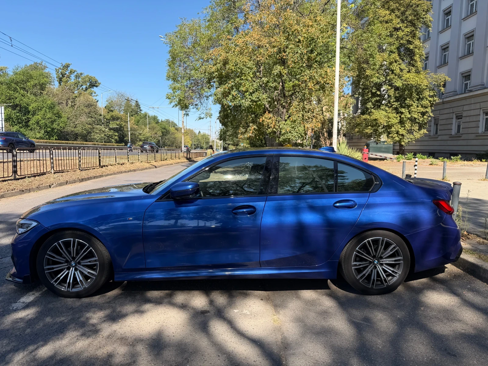 BMW 320, снимка 3 - Автомобили и джипове - 55887798