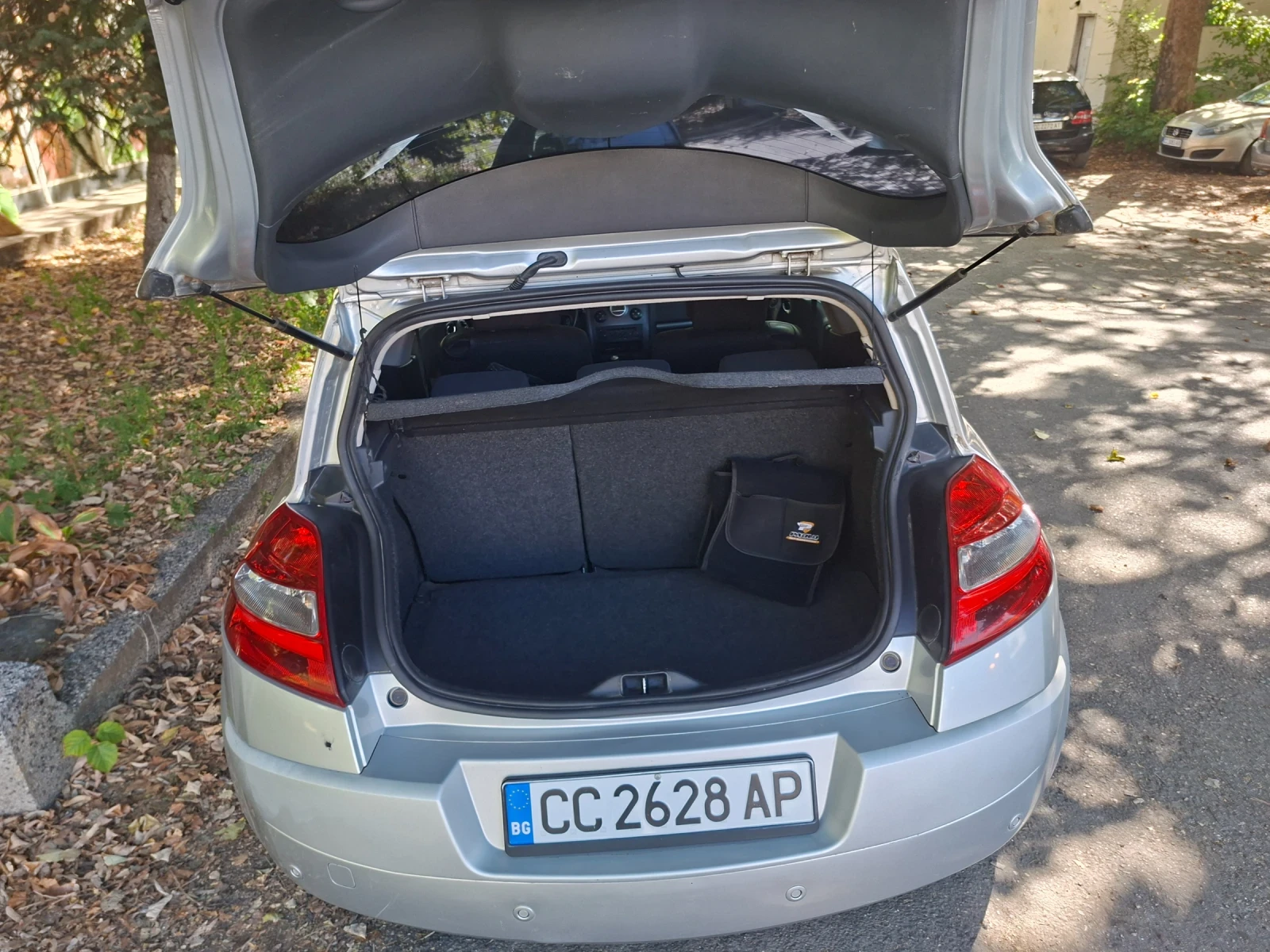 Renault Megane, снимка 5 - Автомобили и джипове - 56017238