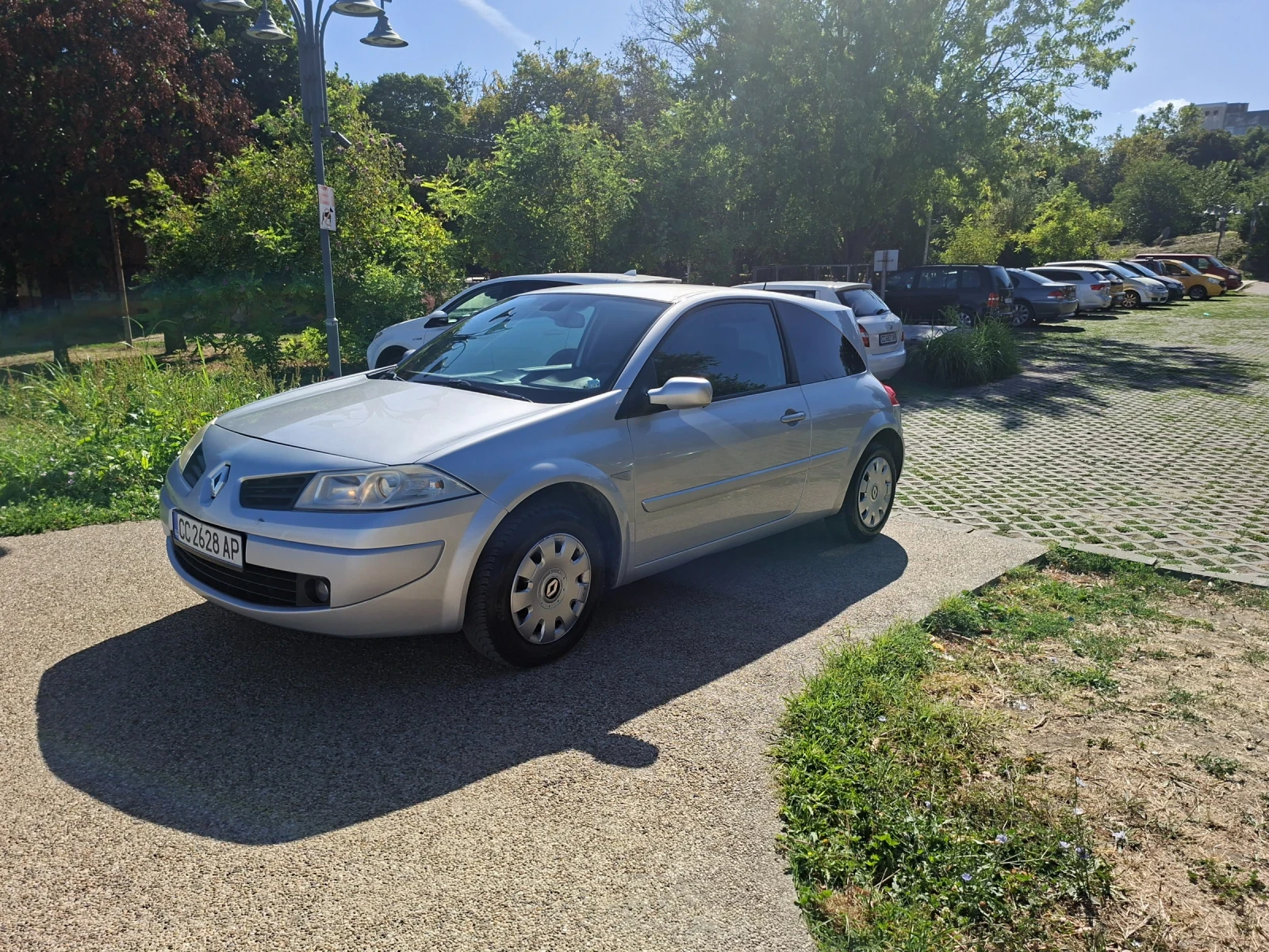Renault Megane, снимка 2 - Автомобили и джипове - 56017238