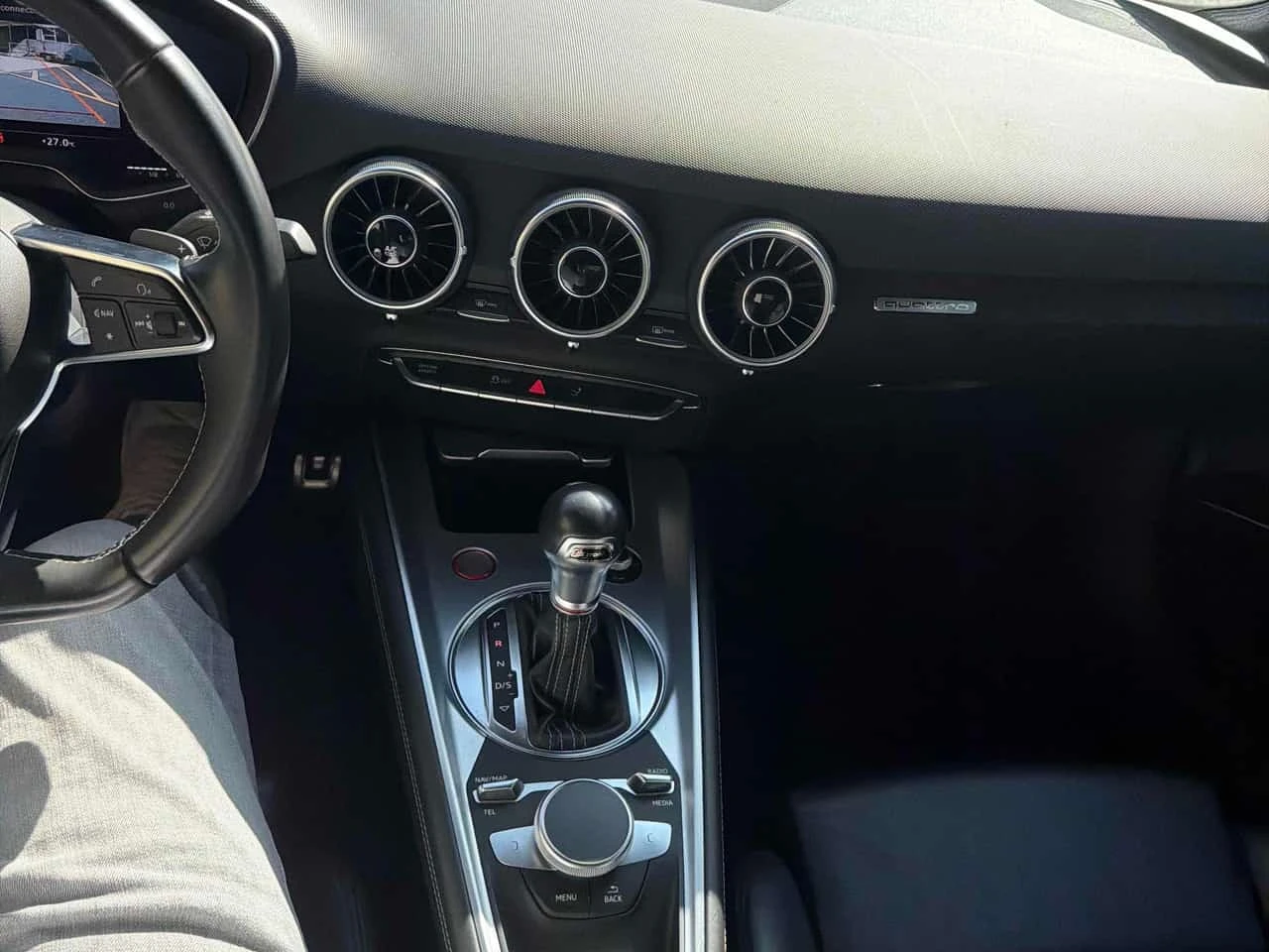 Audi Tt * 2.0T * CARFAX * БЕЗ ПЪРВОНАЧАЛНА ВНОСКА, снимка 9 - Автомобили и джипове - 56218843