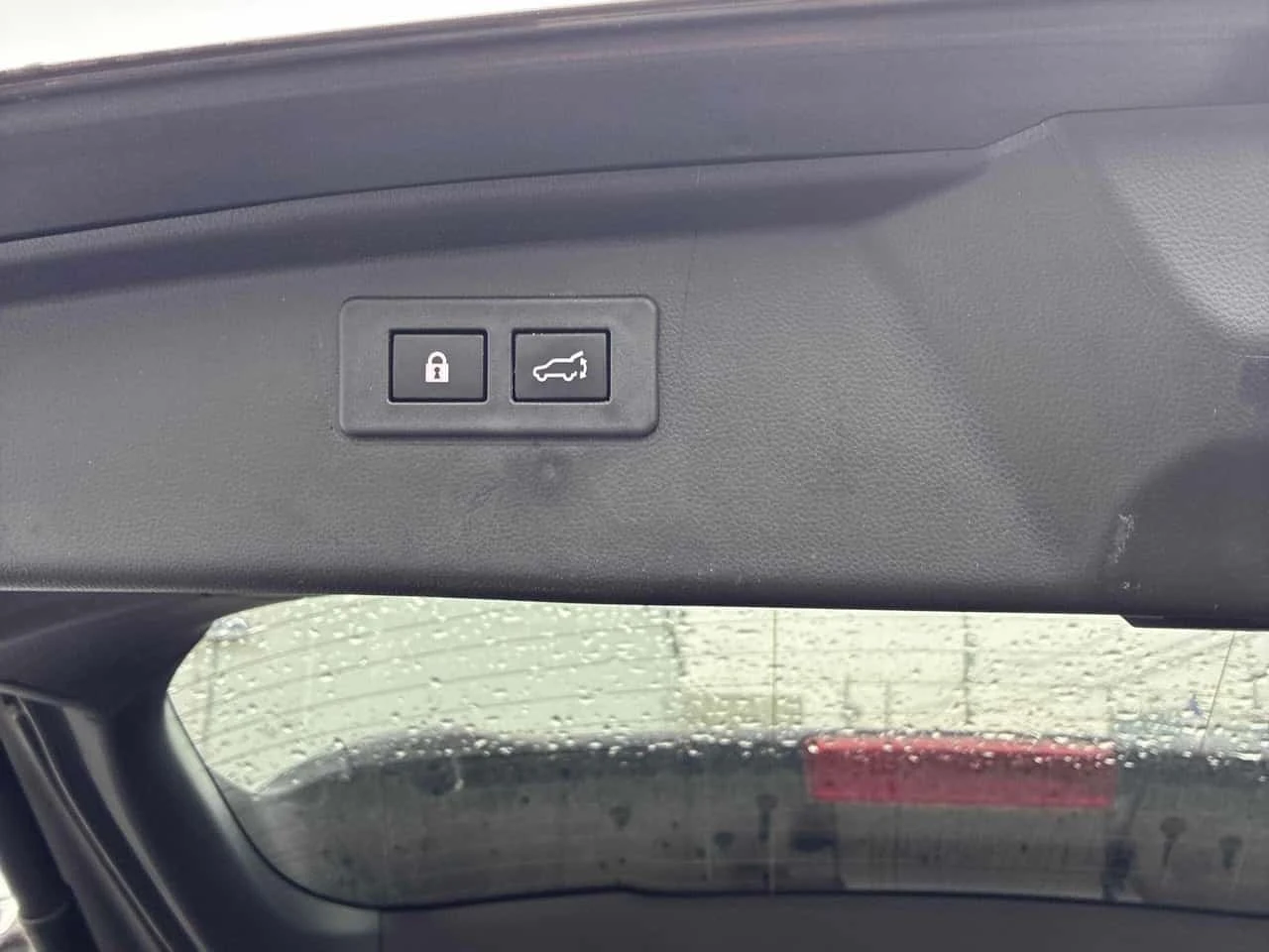 Subaru Outback Premier XT | CARFAX | ����� �� ����������� | Mobile.bg � ����������� 15