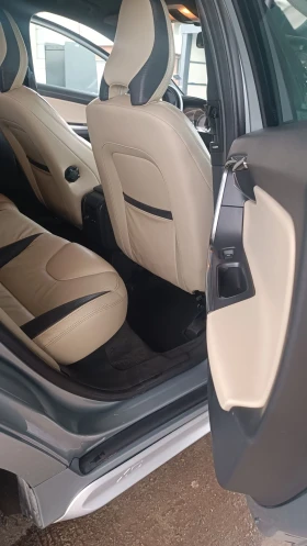 Volvo XC60 T6, R-DESIGN, снимка 8