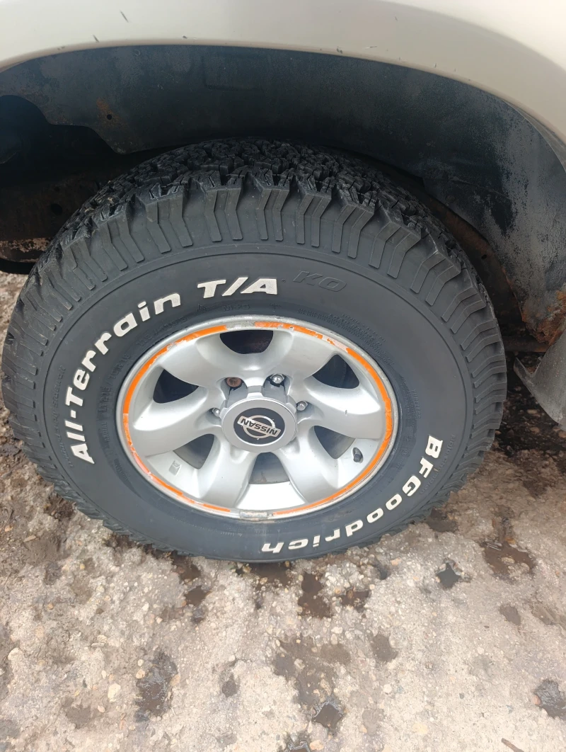 Nissan Patrol 3.0Д, снимка 12 - Автомобили и джипове - 51725732