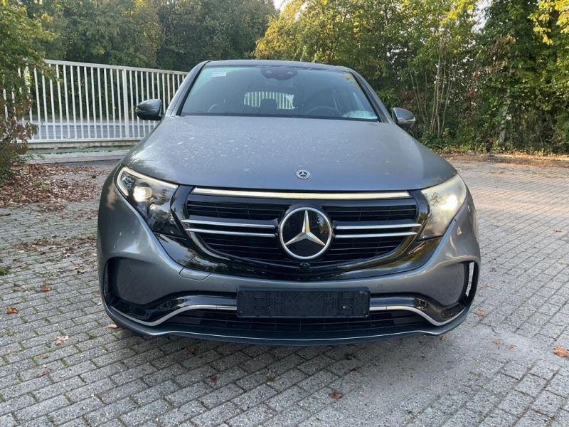 Mercedes-Benz EQC Mercedes-Benz EQC 400 AMG Line