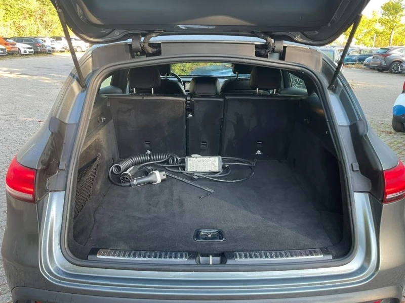 Mercedes-Benz EQC Mercedes-Benz EQC 400 AMG Line, снимка 5 - Автомобили и джипове - 52008862
