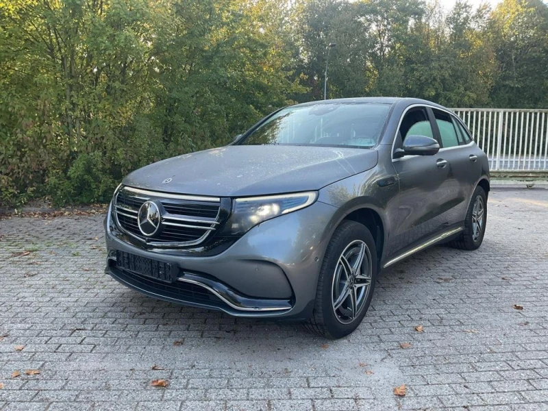 Mercedes-Benz EQC Mercedes-Benz EQC 400 AMG Line, снимка 2 - Автомобили и джипове - 52008862