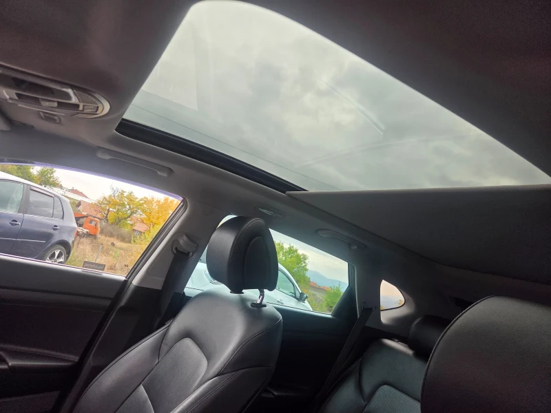 Hyundai Tucson, снимка 7 - Автомобили и джипове - 52211957