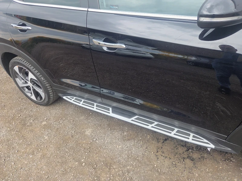 Hyundai Tucson, снимка 3 - Автомобили и джипове - 52211957