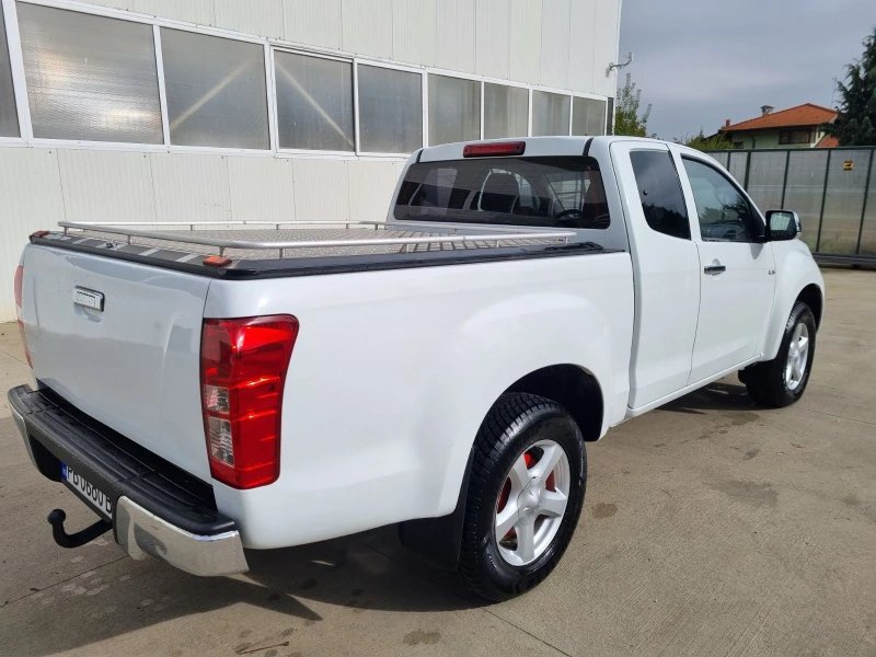 Isuzu D-max, снимка 3 - Автомобили и джипове - 52500082