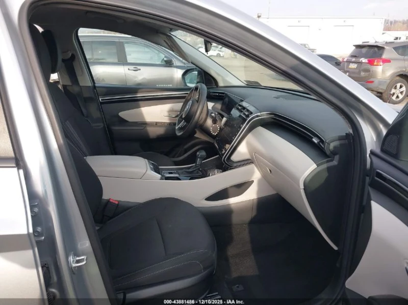 Hyundai Tucson 2.5l Sel, снимка 5 - Автомобили и джипове - 53215256
