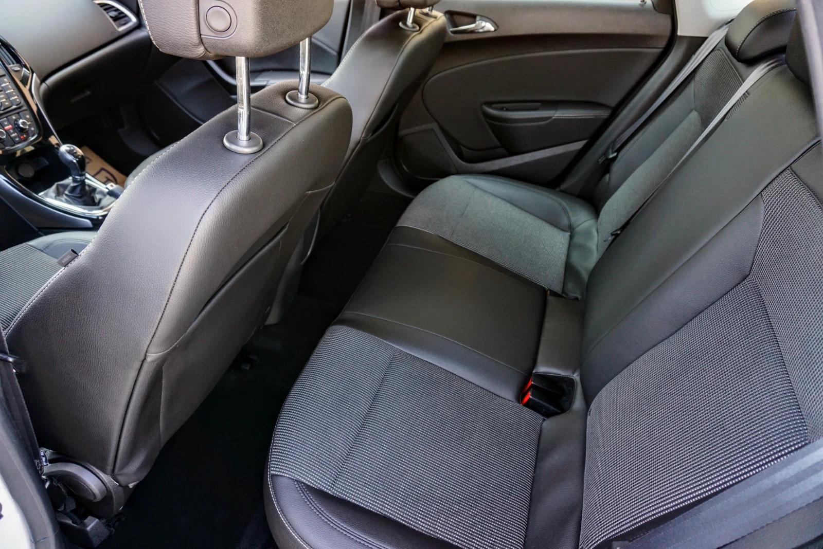 Opel Astra 1.4i GPL TURBO  | Mobile.bg   12