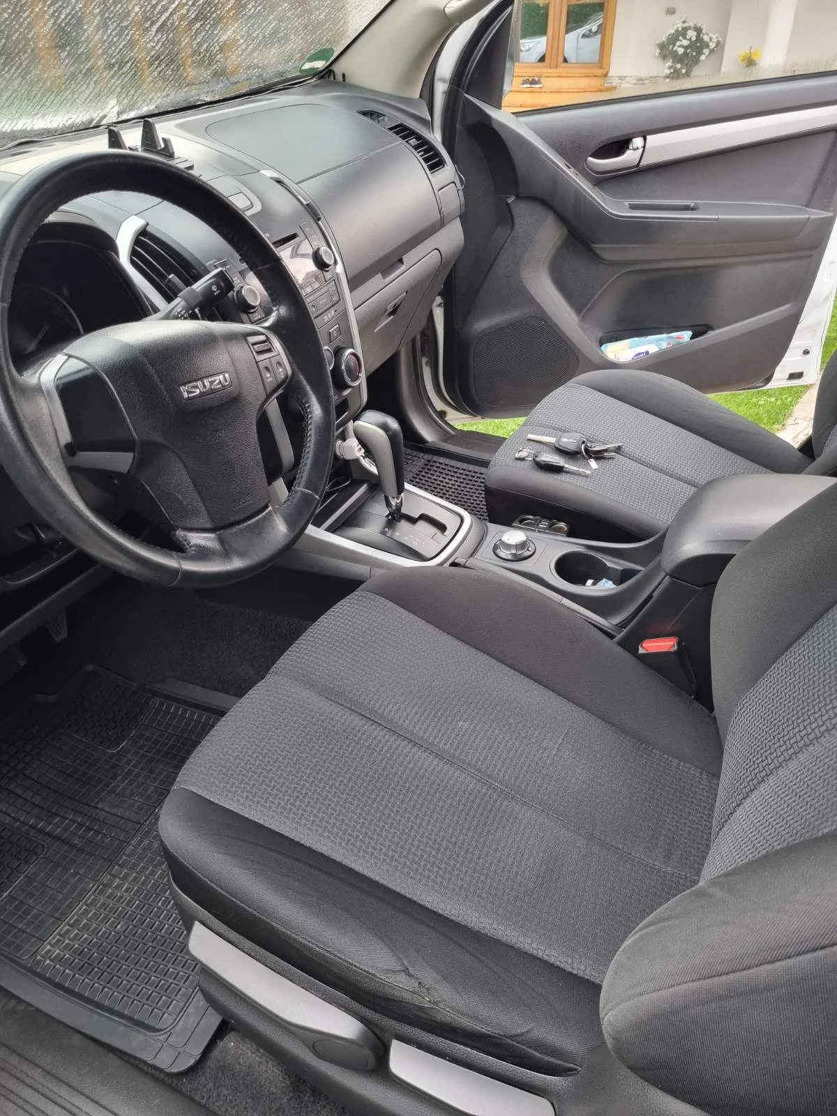 Isuzu D-max | Mobile.bg   16