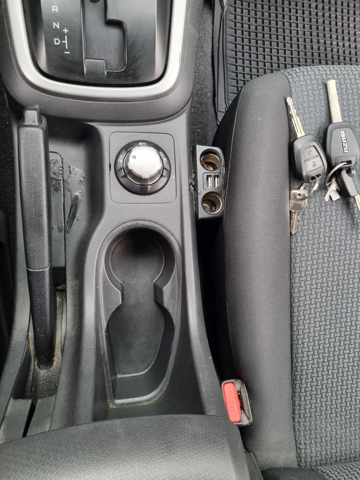 Isuzu D-max | Mobile.bg   14