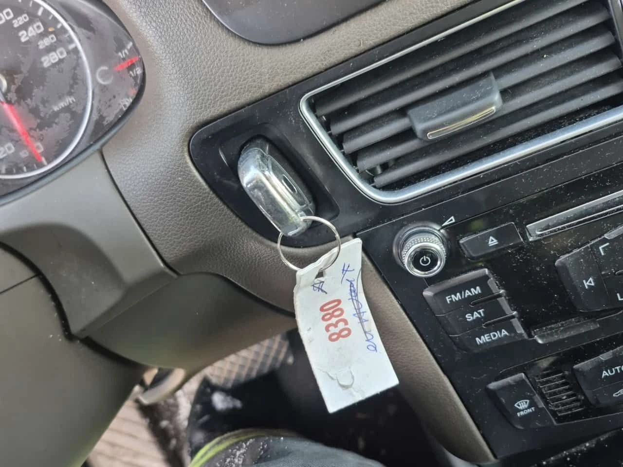 Audi Q5 * 2.0T KOMFORT * �������*  | Mobile.bg � ����������� 8