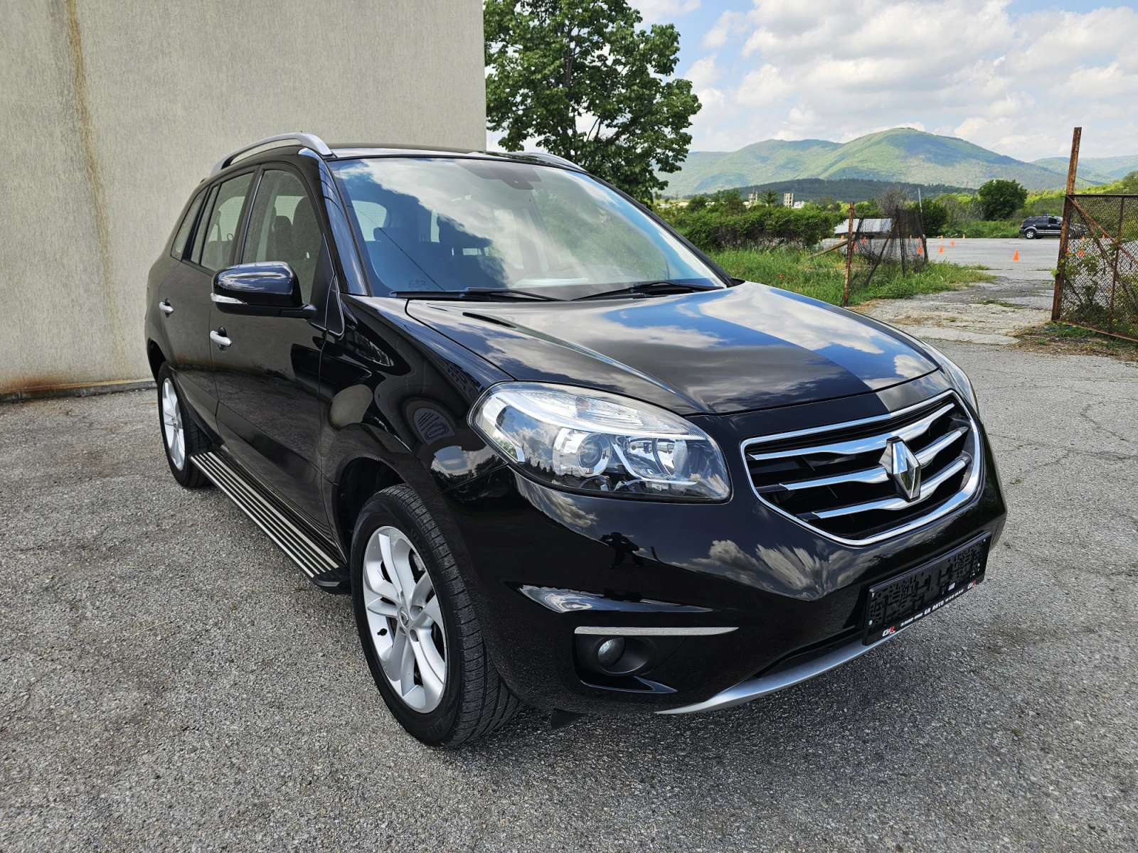 Renault Koleos 2.0 4x4 PROACTIVE LUXE, снимка 3 - Автомобили и джипове - 54509657