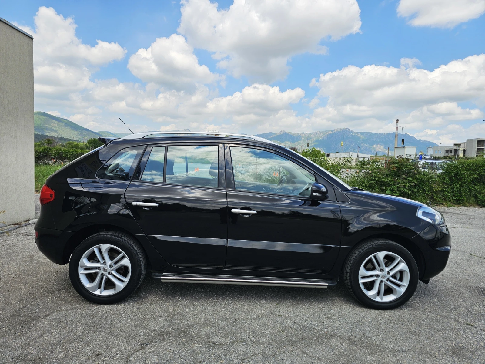 Renault Koleos 2.0 4x4 PROACTIVE LUXE, снимка 8 - Автомобили и джипове - 54509657
